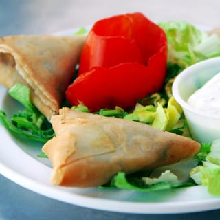 36. Samosa (3 pieces)
